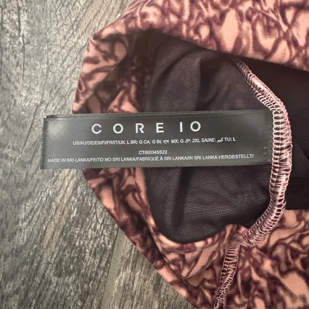 Core 10 Brown and pink Tides Print Patterned Sports Bra